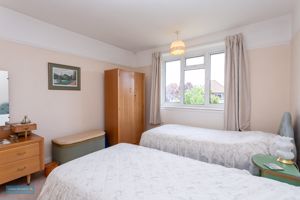 Bedroom- click for photo gallery